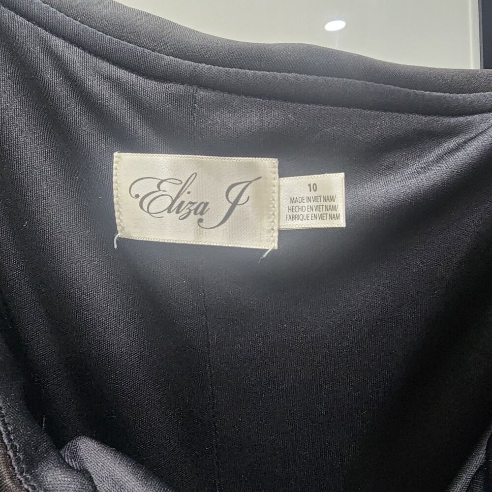 Eliza J Black Sleeveless Draped Gown With Spaghetti Straps Size 10 Formal Wear - Picture 5 of 6